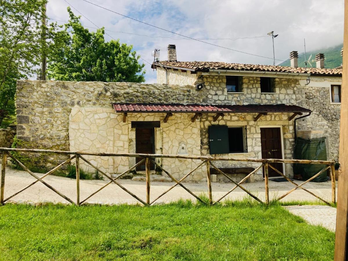 Casa Mupi Villa Sant'Eufemia a Maiella Exterior foto